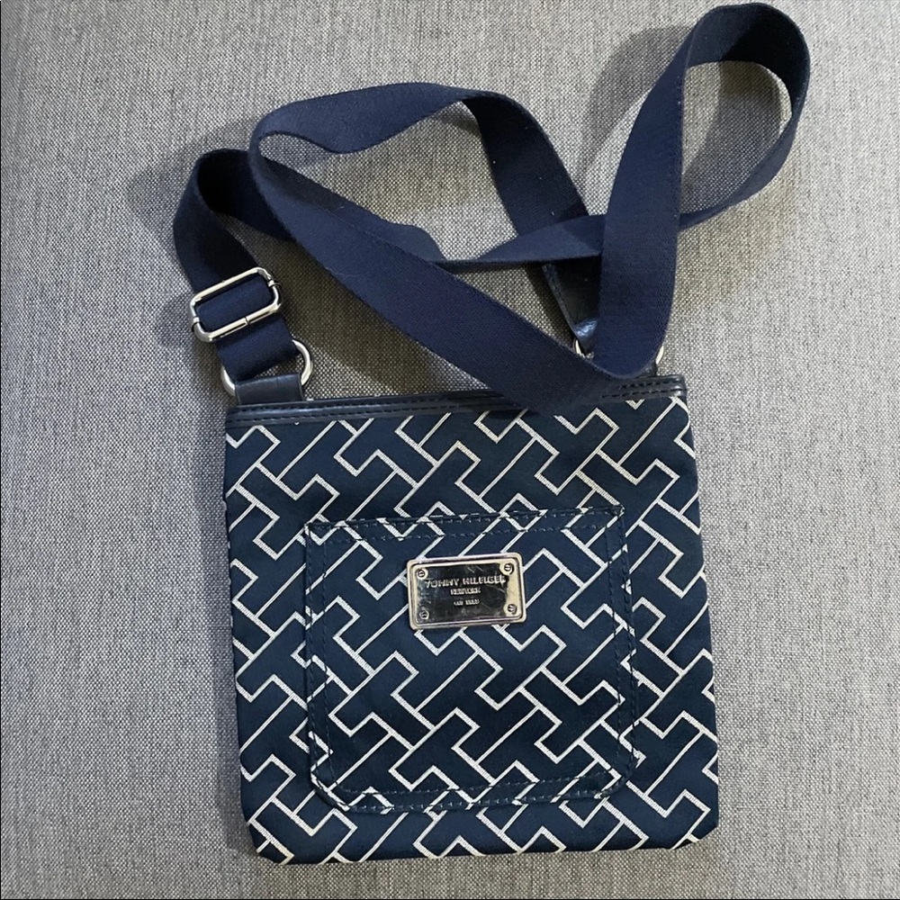 tommy hilfiger bag